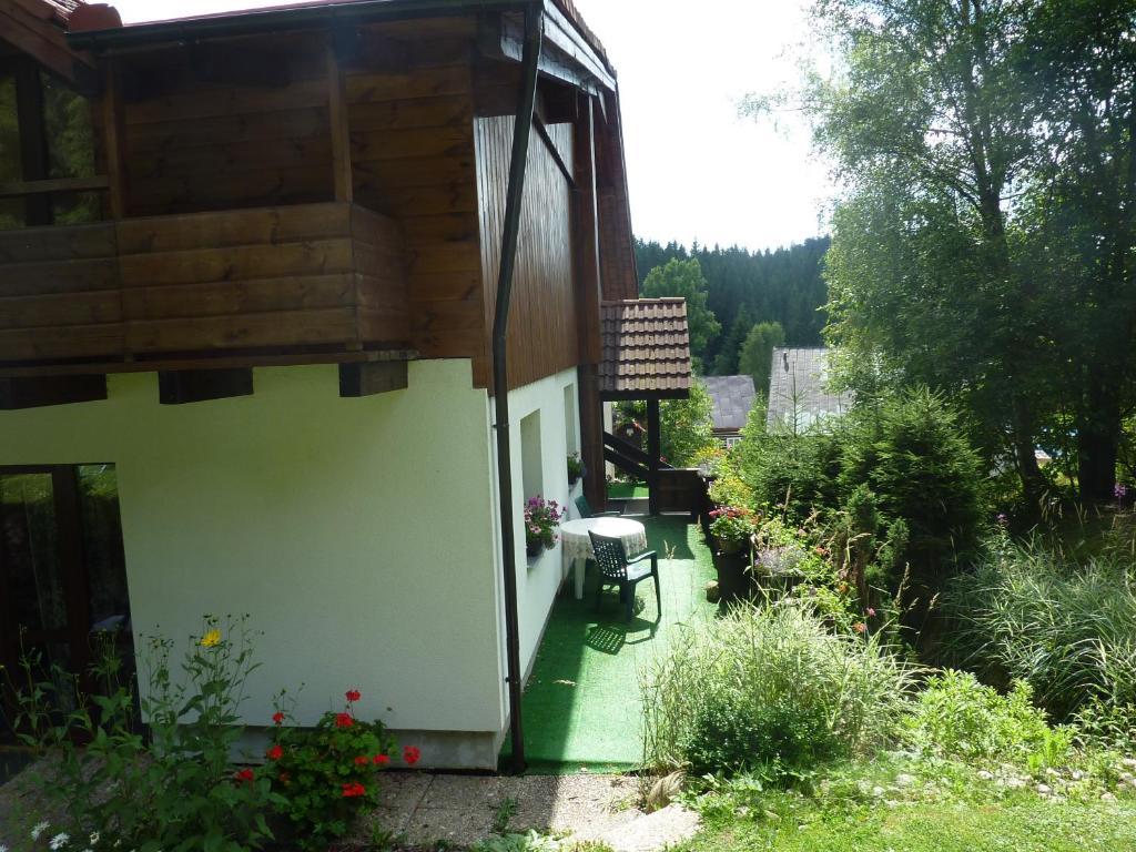 Pension Pretty Harrachov Ngoại thất bức ảnh